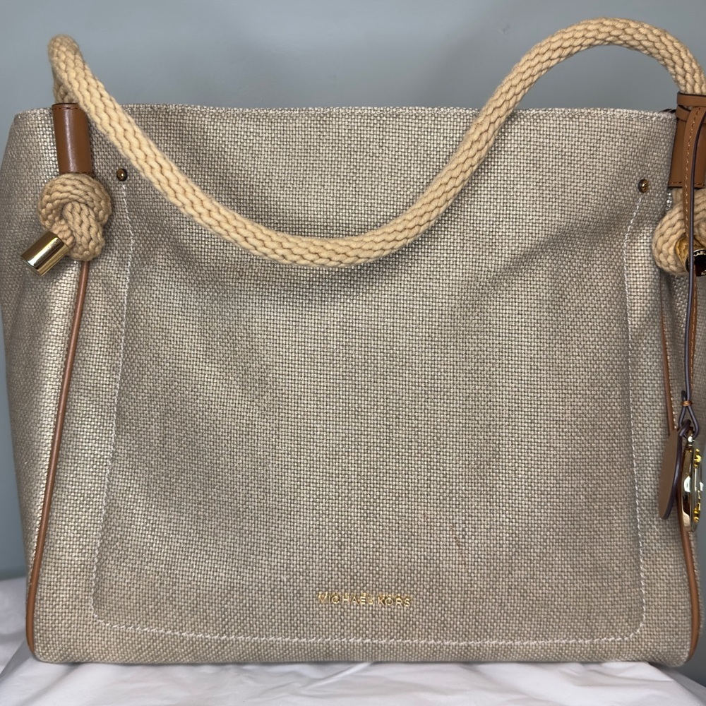Michael Kors Isla Large Shoulder Bag- Pale Gold. # 30S8MZWT9C